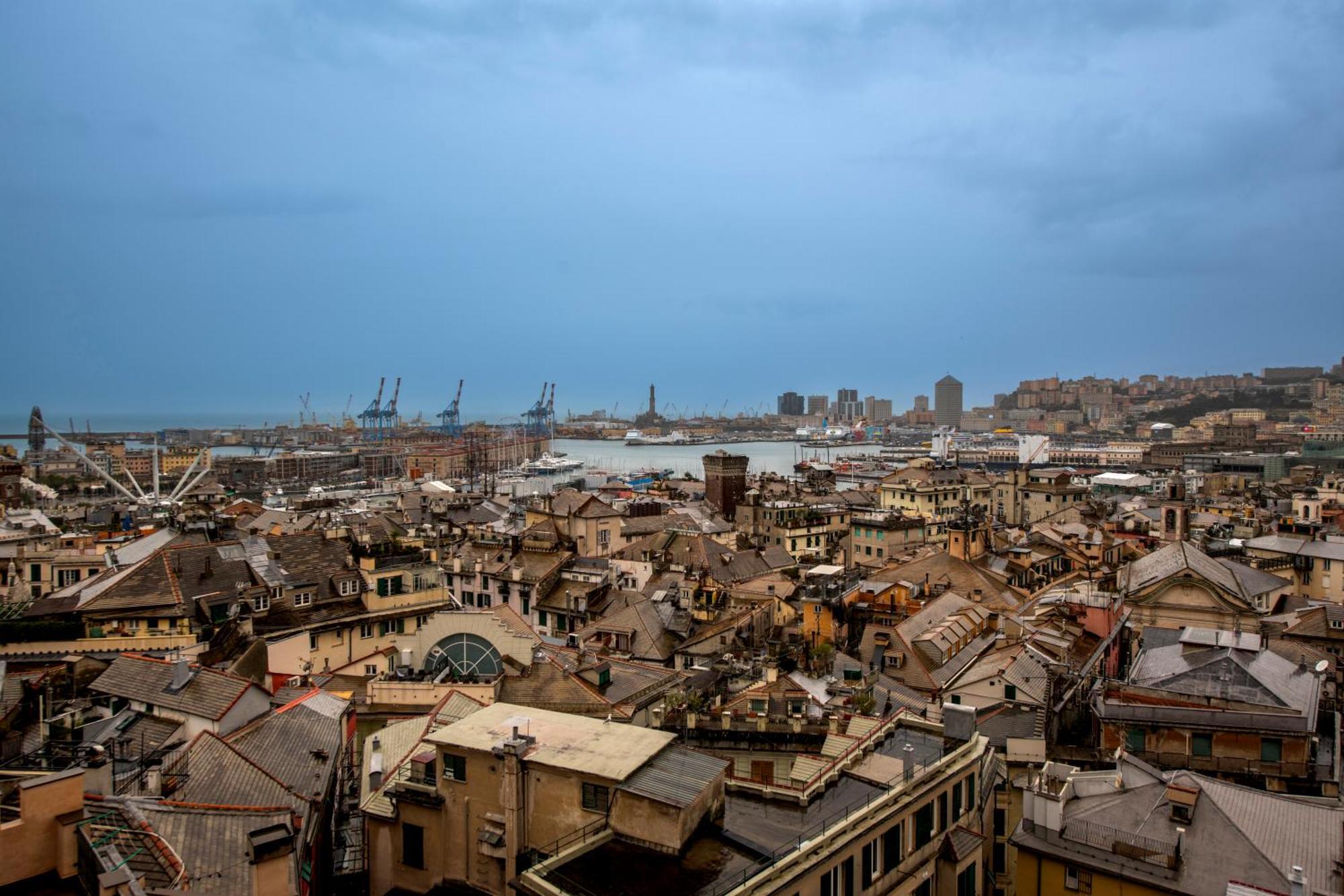 258 - The Loft In Largo Zecca - Luxury Nel Cuore Di Genova Buitenkant foto