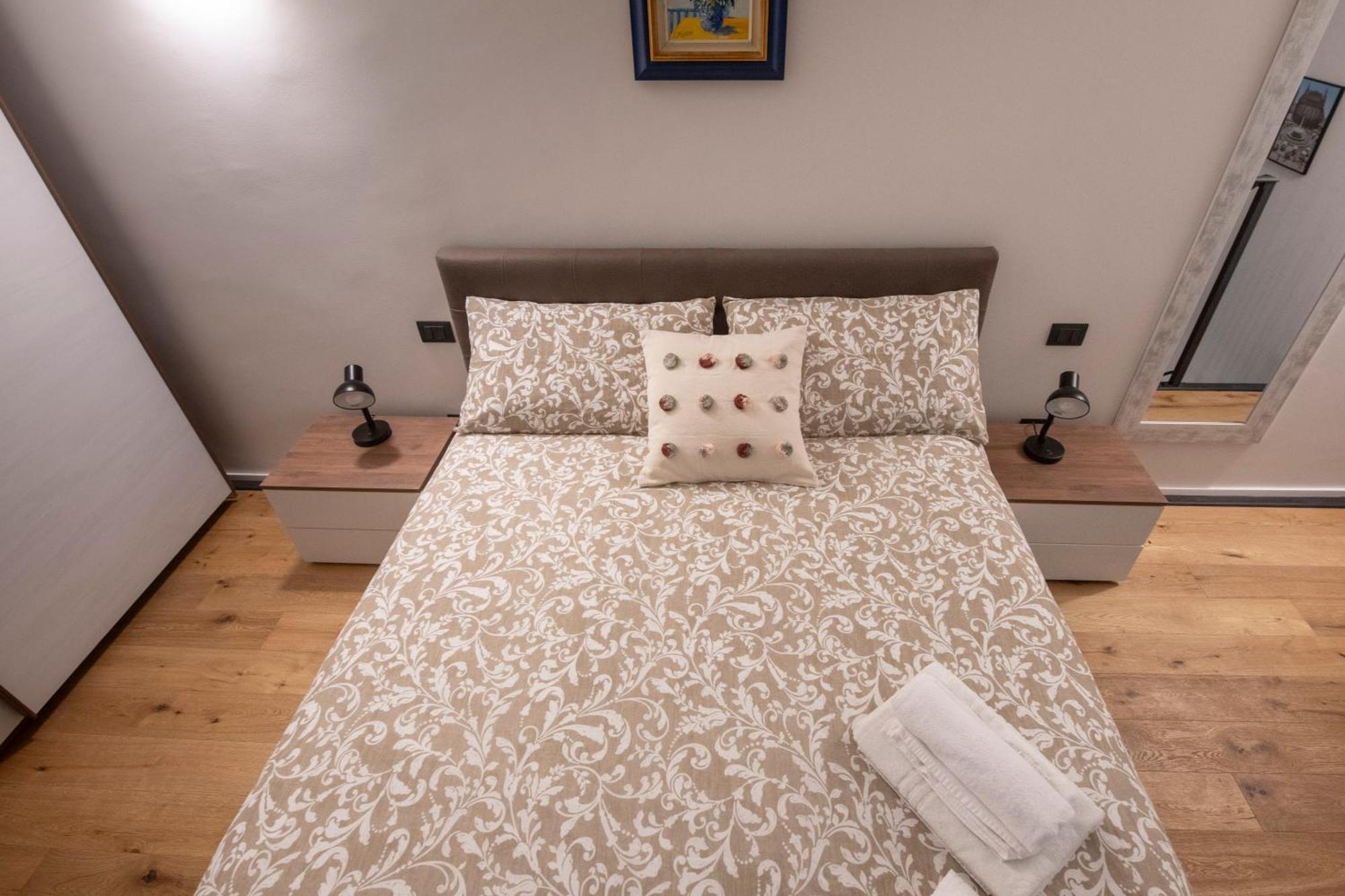 258 - The Loft In Largo Zecca - Luxury Nel Cuore Di Genova Buitenkant foto