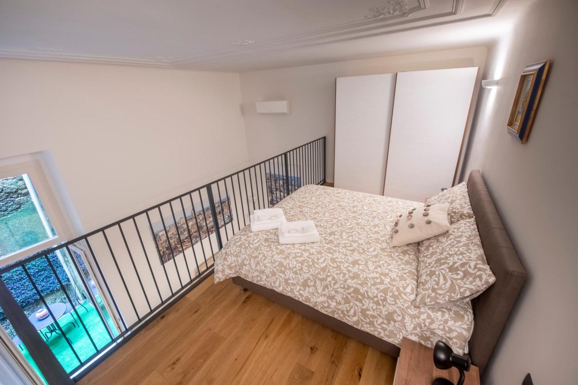258 - The Loft In Largo Zecca - Luxury Nel Cuore Di Genova Buitenkant foto